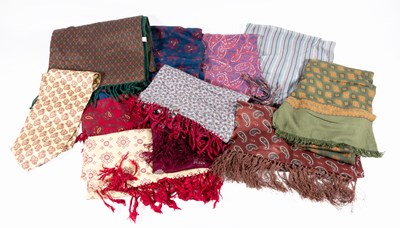Lot 2019 - Mid 20th Century Gents Evening Scarves...