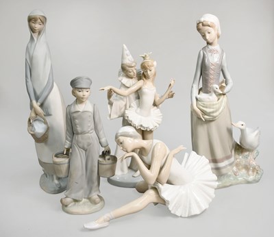 Lot 233 - A Lladro Porcelain Figure of a Girl and Geese,...