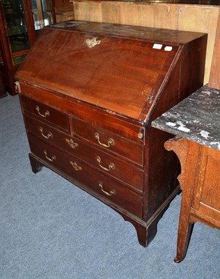 Lot 507 - An 18th century mahogany and cross banded bureau