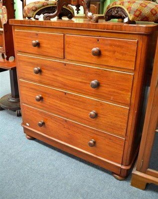 Lot 513 - A Victorian mahogany four height chest of drawers