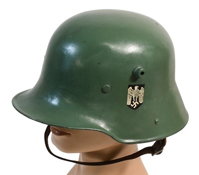 Lot 285 - A First World War German M16 Combat Helmet,...