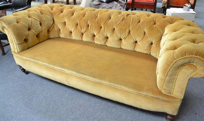 Lot 544 - A Victorian Chesterfield settee