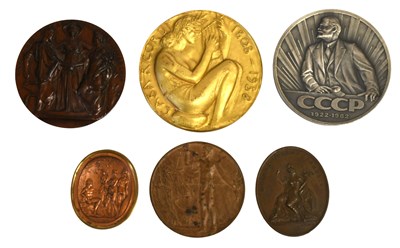 Lot 135 - Assorted World Commemorative and Award Medals,...