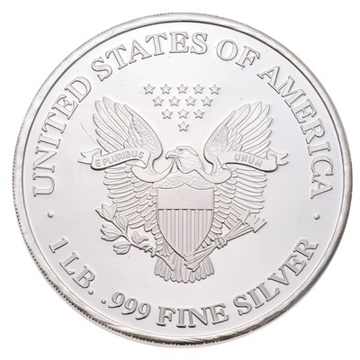 Lot 320 - USA, 1lb Fine Silver Eagle 2001; encapsulated...
