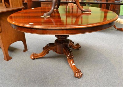 Lot 575 - Rosewood circular breakfast table on pedestal base