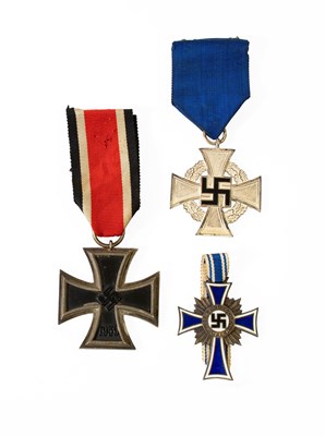 Lot 62 - A Second World War German 25 Year Faithful...