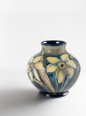 Lot 604 - William Moorcroft (1872-1945): A Narcissus...