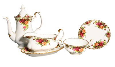 Lot 70 - A Royal Albert Old Country Roses Dinner/Coffee...