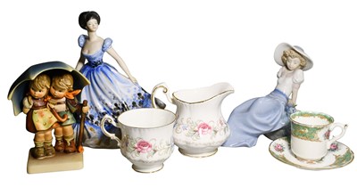 Lot 21 - 20th Century Porcelain Figures and Models,...