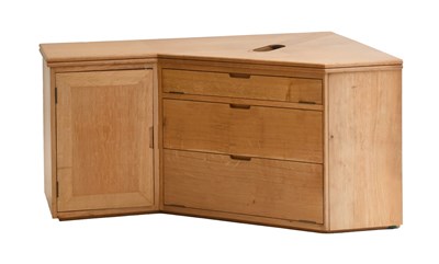 Lot 739 - Stewart Linford (High Wycombe): An English Oak...