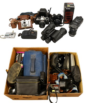 Lot 3205 - Various Cameras