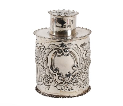 Lot 35 - A Victorian Silver Tea-Caddy, by George...