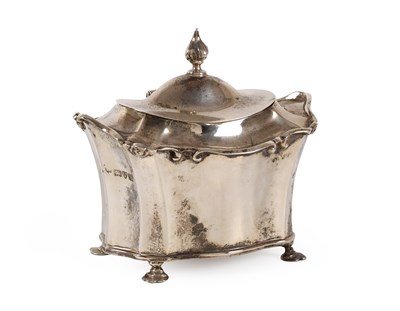 Lot 36 - A George V Silver Tea-Caddy, by George Nathan...