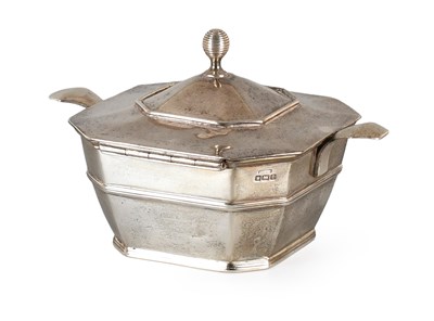 Lot 72 - An Edward VII Silver Tea-Caddy, by Edward...