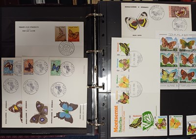 Lot 61 - Thematics: Birds and Butterflies