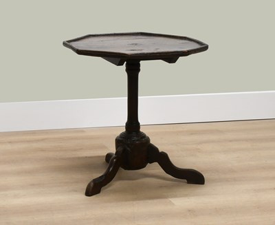 Lot 226 - A Joined Oak Tripod Table, early 18th century,...