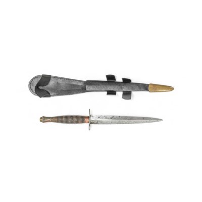 Lot 369 - A British Third Pattern Commando Dagger, with...