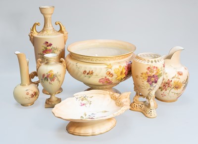 Lot 28 - A Collection of Royal Worcester Blush...