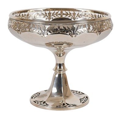 Lot 15 - A George V Silver Pedestal Bowl, Maker's Mark...