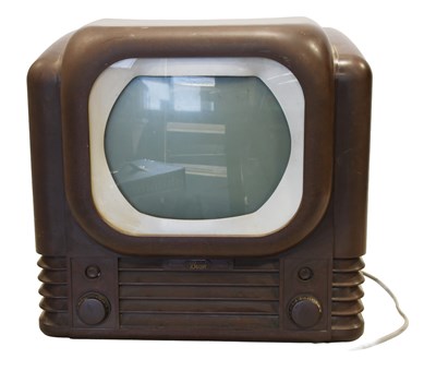 Lot 3090 - A Bush TV22 Television Cabinet