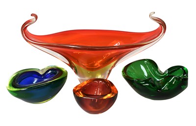 Lot 184 - A Collection of Studio Glass, 20th Century,...