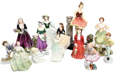 Lot 226 - A Collection of Coalport, Royal Worcester and...