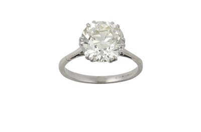 Lot 2339 - A Diamond Solitaire Ring the old cut diamond...