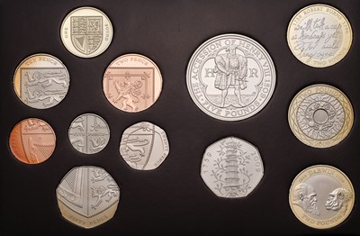 Lot 248 - 2009 Deluxe UK Proof Coin Set, 12 coins from...