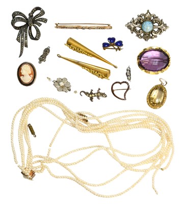 Lot 488 - A Quantity of Jewellery, including an...