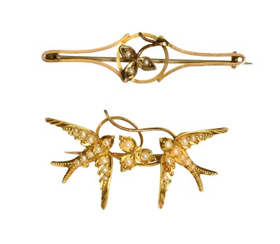 Lot 528 - A Double Swallow Split Pearl Brooch, stamped...