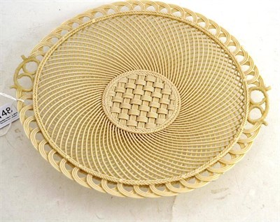 Lot 148 - A Belleek dish