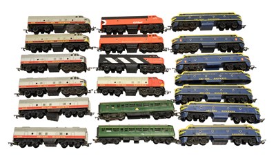 Lot 3133 - Triang OO Gauge US Outline Locomotives
