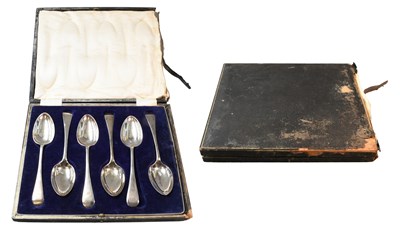 Lot 161 - A Cased Set of Six George V Silver...