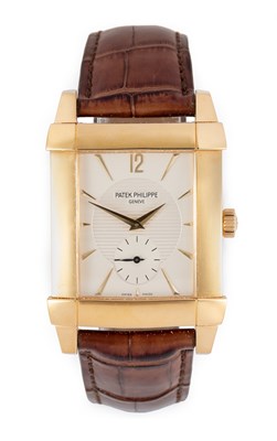 Lot 2417 - Patek Philippe: A Good 18 Carat Gold...