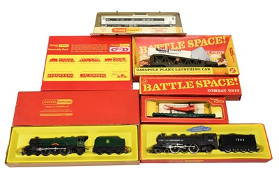 Lot 3130 - Triang OO Gauge Locomotives And Rolling Stock