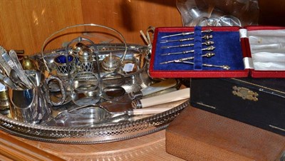 Lot 169 - Pair of cased silver hairbrushes, three napkin rings, two sugar tongs, two teaspoons and a quantity