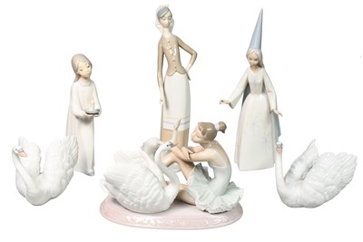 Lot 314 - Lladro Porcelain Figures, including "Grace and...