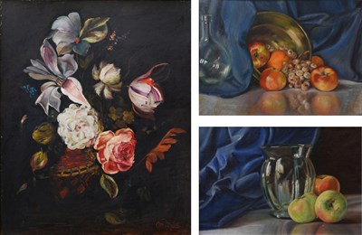 Lot 1087 - British School (20th Century) Still life of...