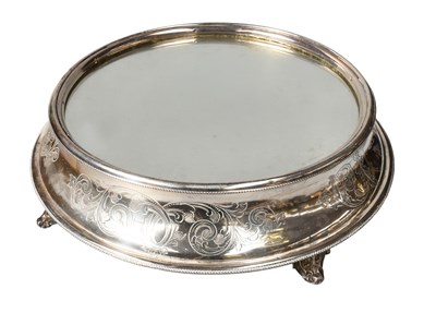Lot 158 - A Silver Plated Mirrored Cake Stand