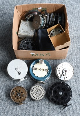 Lot 3023 - A Collection of Centre Pin Reels