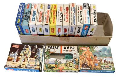 Lot 3260 - Airfix HO/OO Scale Figure Sets
