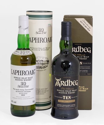 Lot 3224 - Laphroaig 10 Year Old Single Islay Malt Scotch...
