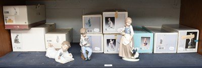 Lot 152 - A Group of Lladro and Nao Figures (some boxed)