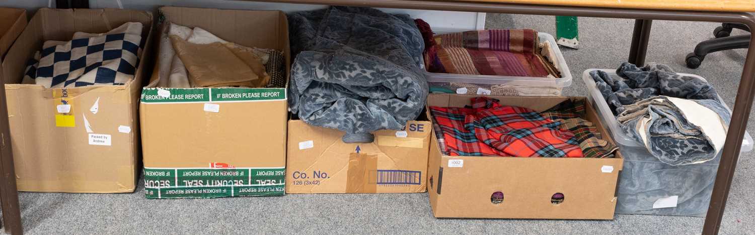 Lot 1002 - Assorted Mainly 20th Century Textiles, lengths...