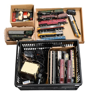 Lot 3138 - Various OO Gauge Locomotives And Rolling Stock