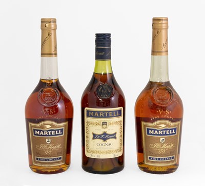 Lot 3118 - Martell V.S. Cognac, 70º proof, 26 2/3 fl. ozs....