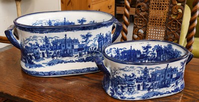 Lot 246 - Large and Small Footbaths
