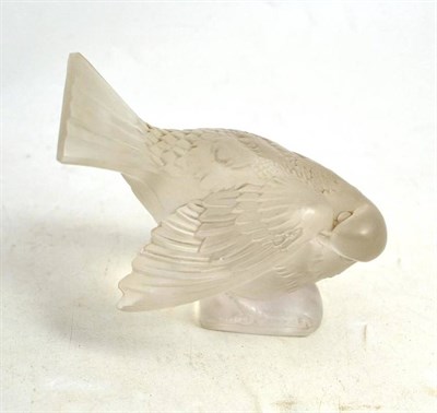 Lot 329 - R Lalique glass bird