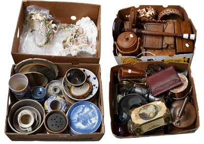 Lot 50 - A Collection of Assorted Metalwares, Wooden...