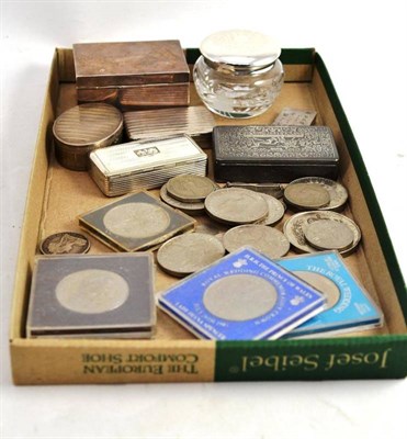 Lot 412 - A silver playing card case, London 1899, four snuff boxes, coinage, glass jar etc